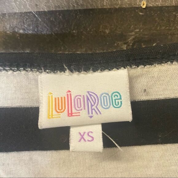 Lularoe black and white XS top - Picture 2 of 6